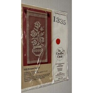 Vtg 1986 The Creative Circle Lace Net Darning Kit 1335 Bouquet Banner Only NIP